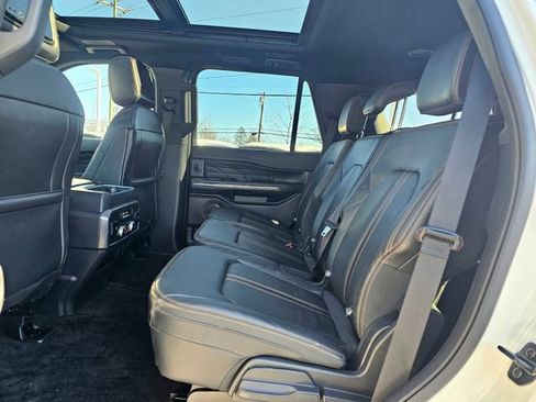 Used 2023 Ford Expedition Platinum image 23