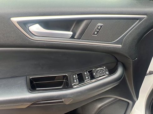 Used 2020 Ford Edge SEL w/ Convenience Package image 22