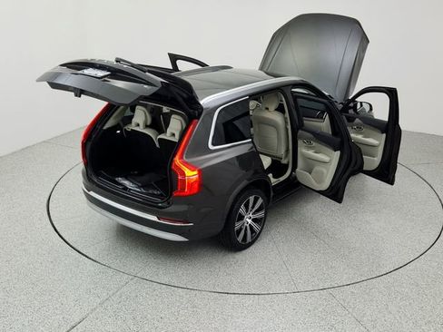 Certified 2022 Volvo XC90 T6 Inscription w/ Advanced Package image 42
