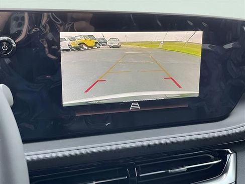 Certified 2024 Buick Envista Sport Touring w/ Convenience I Package image 14