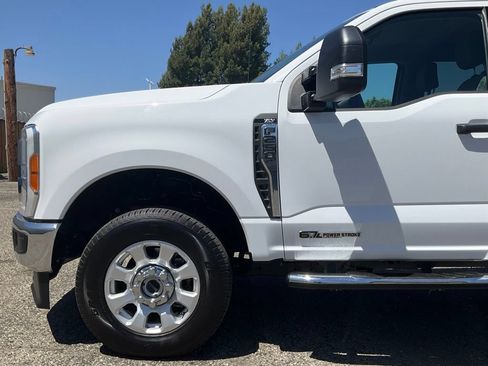 Used 2023 Ford F250 XLT AWD/4WD image 16