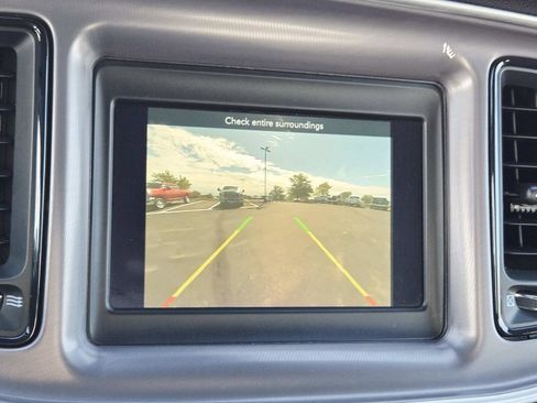 Used 2022 Dodge Challenger GT image 29