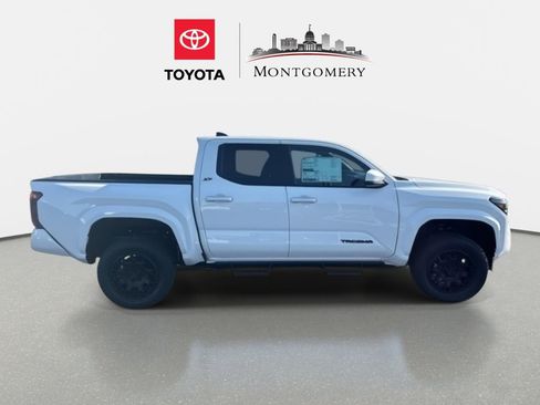 New 2025 Toyota Tacoma SR5 image 7
