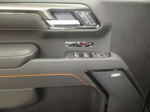 New 2026 GMC Sierra 1500 AT4 w/ Technology Package AWD/4WD image 27