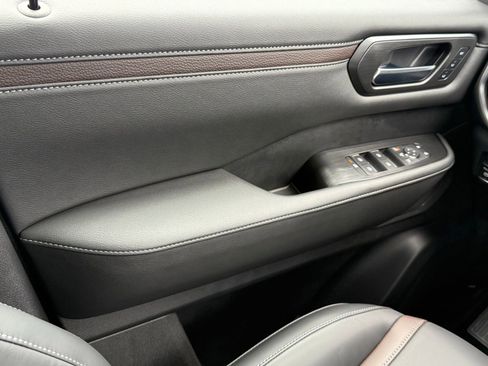 New 2026 Nissan Armada SL AWD/4WD image 33