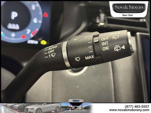 Used 2024 Land Rover Range Rover Velar S AWD/4WD image 18