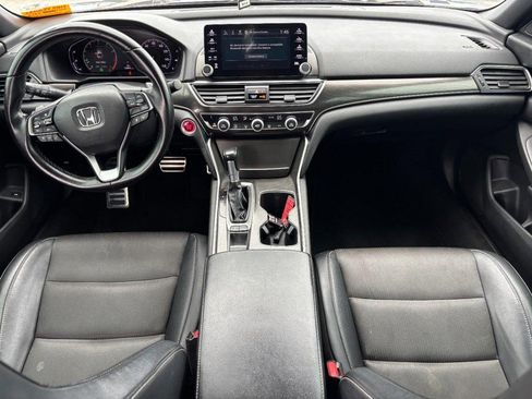 Used 2018 Honda Accord Sport image 15