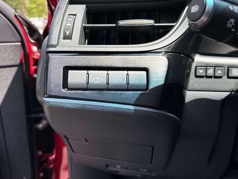 Used 2025 Lexus ES 350 w/ Premium Package FWD image 25