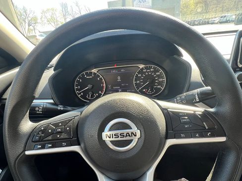 Used 2021 Nissan Altima 2.5 SV FWD image 18