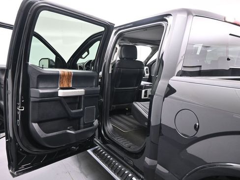 Used 2019 Ford F150 Lariat AWD/4WD image 19
