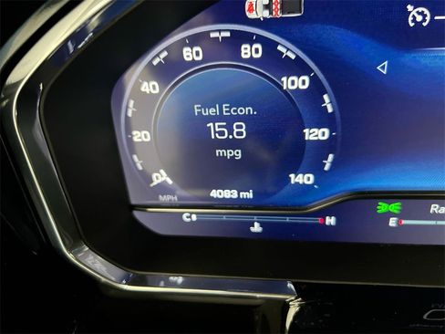 Used 2025 Chevrolet Silverado 1500 LT image 12