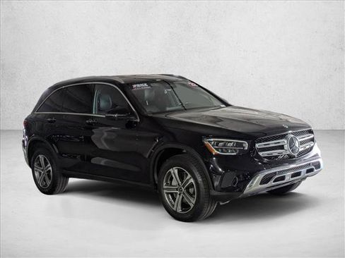 Certified 2022 Mercedes-Benz GLC 300 image 3
