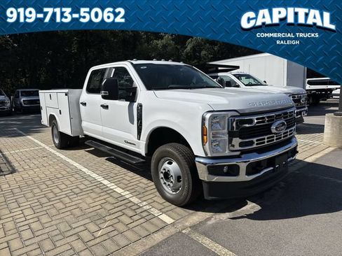 New 2026 Ford F350 XL w/ XL Chrome Package AWD/4WD image 2