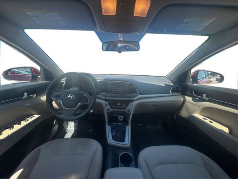 Used 2018 Hyundai Elantra SE FWD image 15