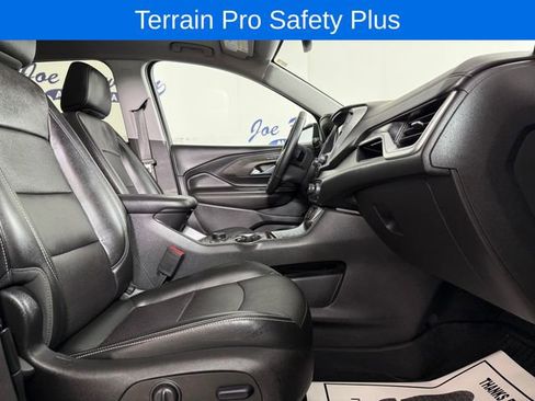 Used 2023 GMC Terrain SLT w/ Infotainment Package II AWD/4WD image 17