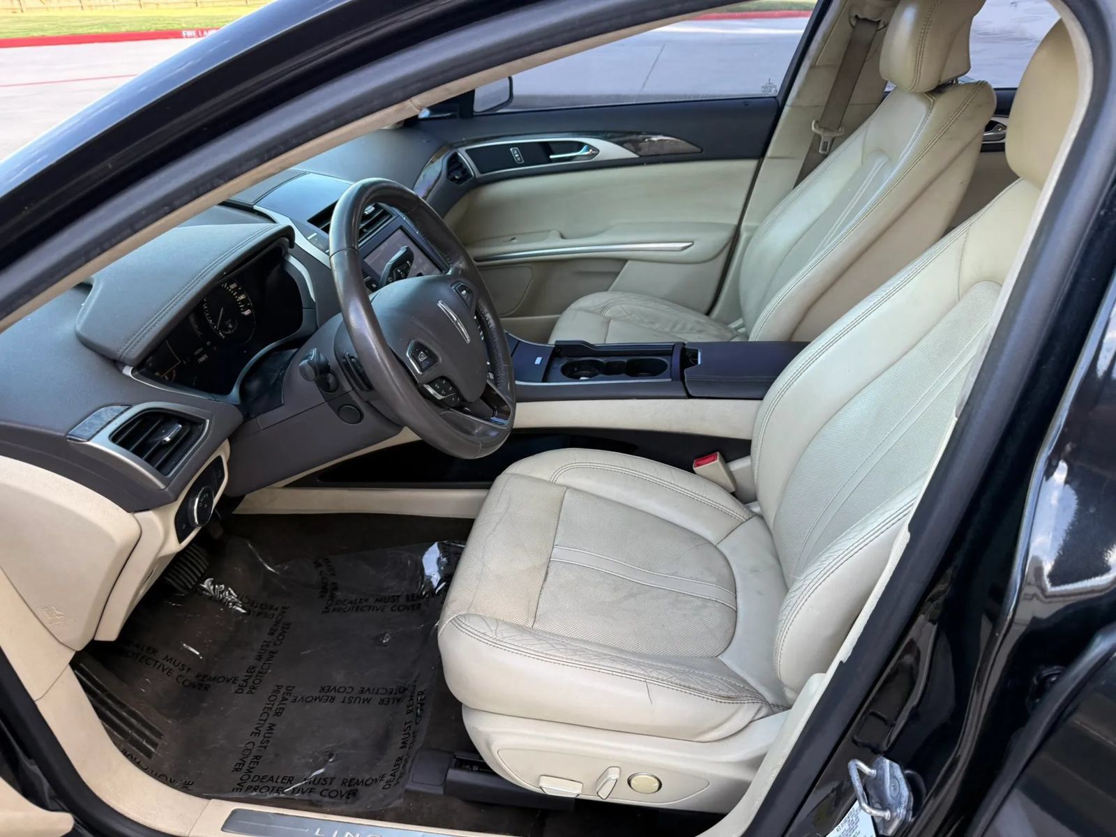 Used 2013 Lincoln MKZ FWD image 11