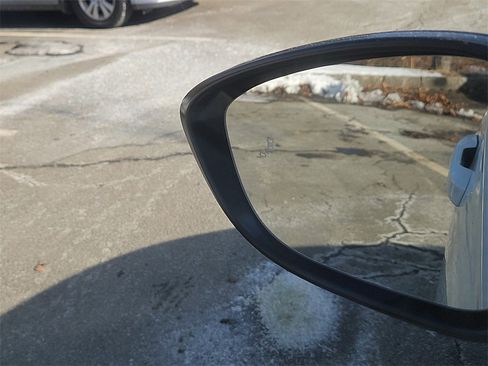 Used 2025 Honda Accord SE image 12