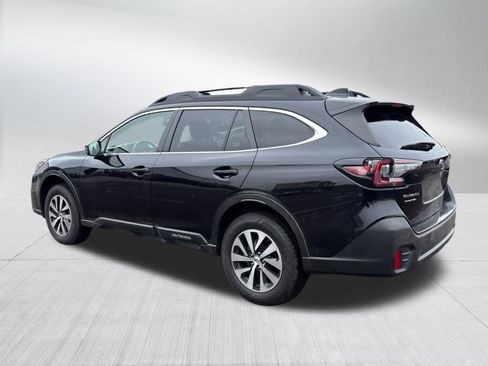 Used 2022 Subaru Outback Premium AWD/4WD image 4
