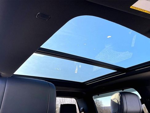 Used 2024 Toyota Tundra Platinum image 21