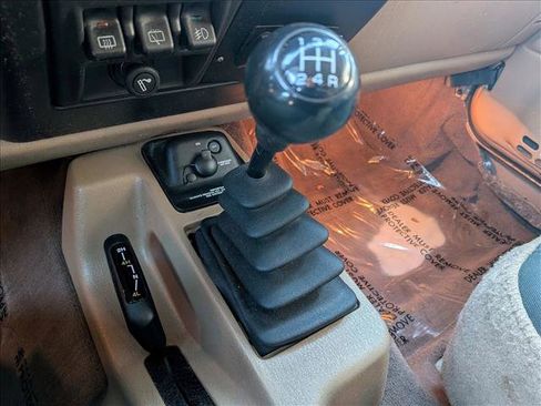 Used 1999 Jeep Wrangler Sahara image 15