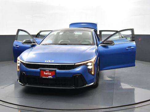 Certified 2025 Kia K4 GT-Line w/ GT-Line Premium Package image 38