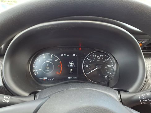 Certified 2024 Nissan Kicks SV w/ Interior Electronics Package FWD image 7