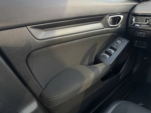 Used 2024 Honda Civic Sport image 31