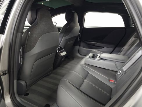 Used 2022 Lucid Air Grand Touring image 40