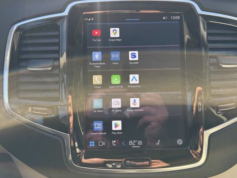 Used 2023 Volvo XC90 T8 Ultimate w/ Lounge Package image 36