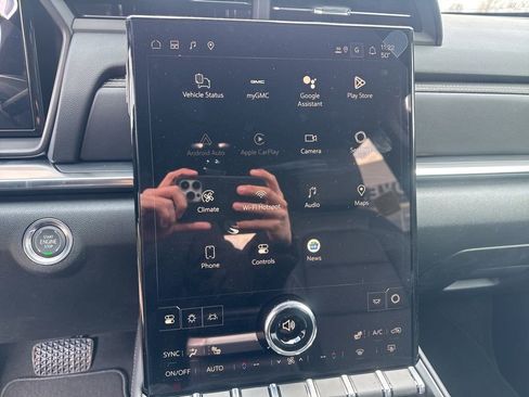 New 2026 GMC Terrain Elevation w/ Elevation Premium Package image 19