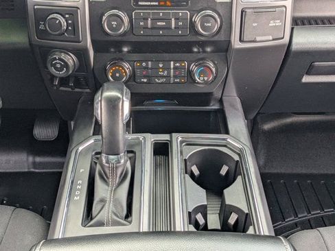 Used 2020 Ford F150 XLT w/ Equipment Group 302A Luxury AWD/4WD image 18