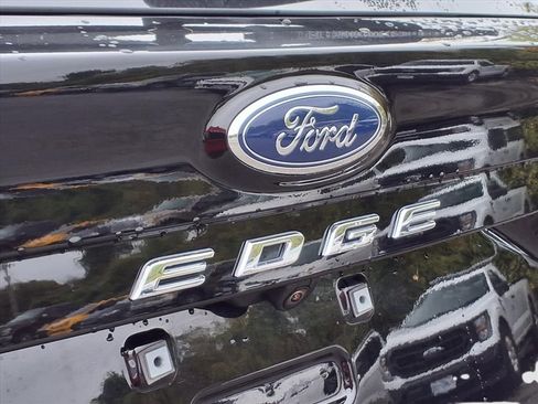 Used 2024 Ford Edge ST-Line image 39