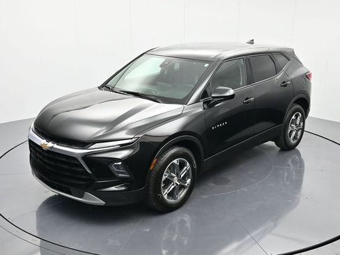 Certified 2025 Chevrolet Blazer LT FWD image 27