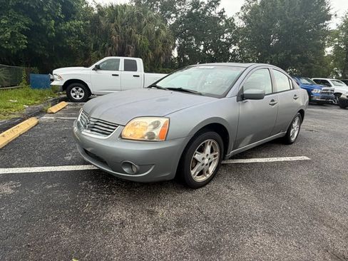 Used 2007 Mitsubishi Galant ES FWD image 2
