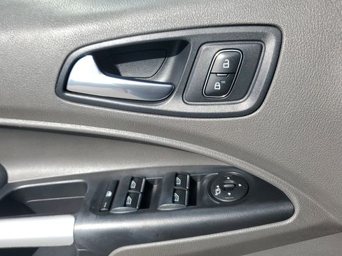 Used 2020 Ford Transit Connect XLT image 27