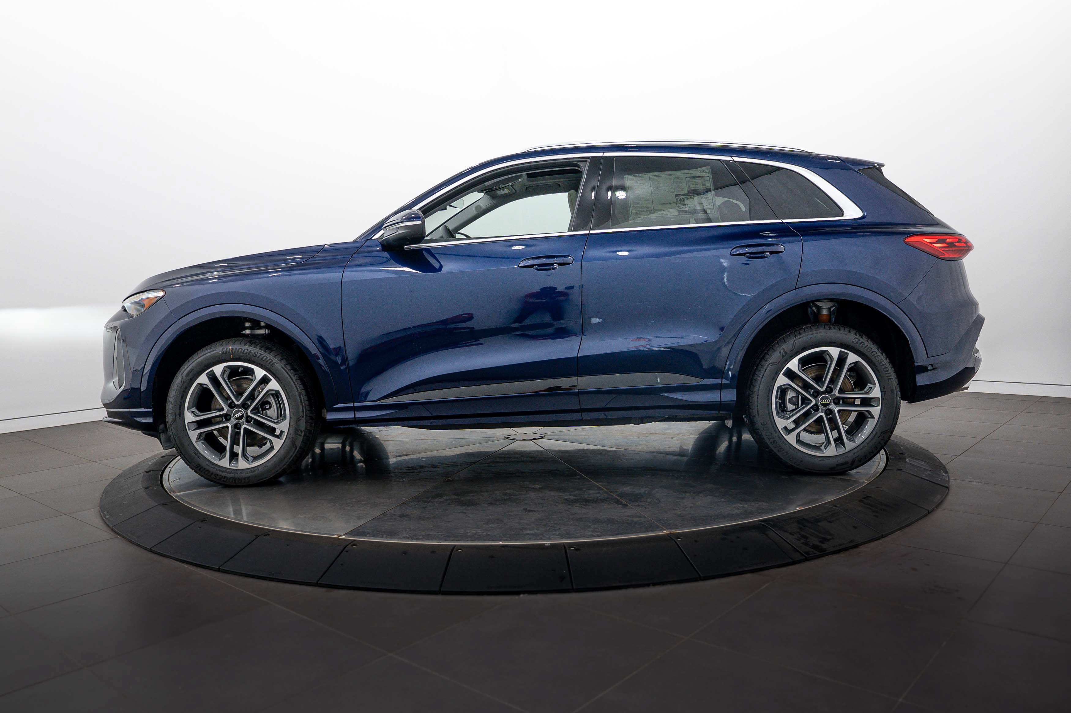 New 2026 Audi Q5 Premium Plus AWD/4WD image 6
