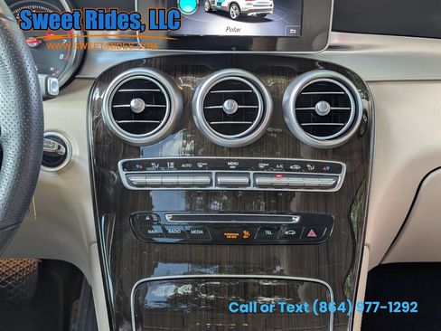 Used 2019 Mercedes-Benz GLC 300 4MATIC image 18