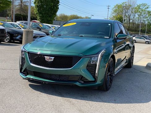 Used 2025 Cadillac CT5 Sport RWD image 3