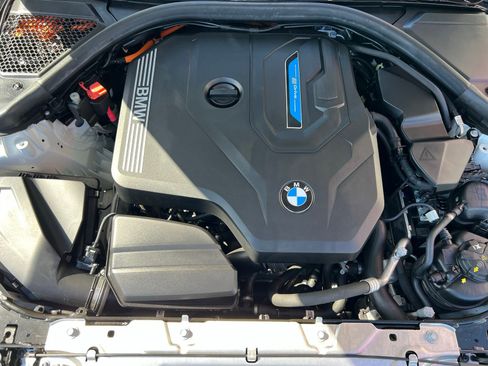 Used 2024 BMW 330e xDrive image 22