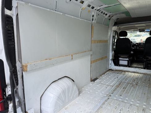 Used 2017 RAM ProMaster 2500 FWD image 10