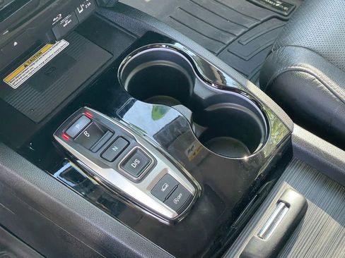 Used 2022 Honda Pilot Elite image 25