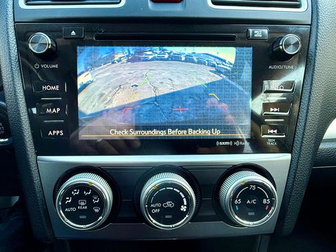 Used 2015 Subaru Crosstrek 2.0i Limited image 36