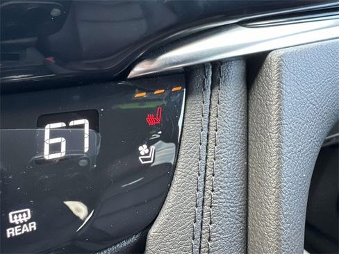 Certified 2023 Cadillac XT6 Premium Luxury image 79