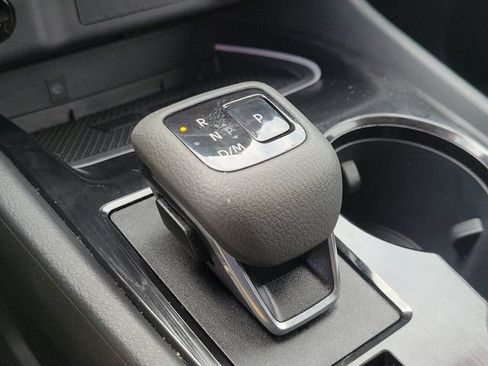 Used 2026 Nissan Rogue SL FWD image 25