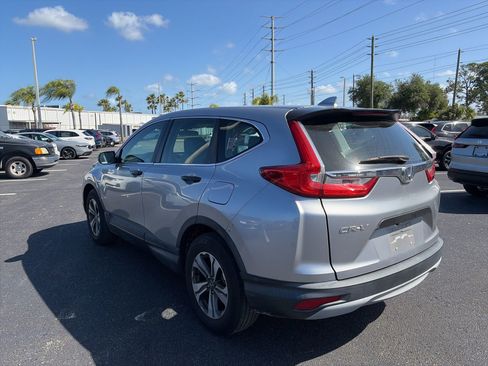 Used 2019 Honda CR-V LX image 5