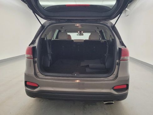 Used 2019 Kia Sorento LX AWD/4WD image 29