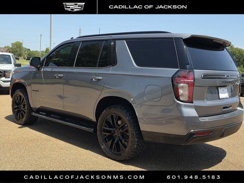 Used 2021 Chevrolet Tahoe Z71 w/ Luxury Package AWD/4WD image 6
