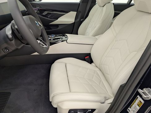 New 2026 BMW 530i w/ Executive Package image 5