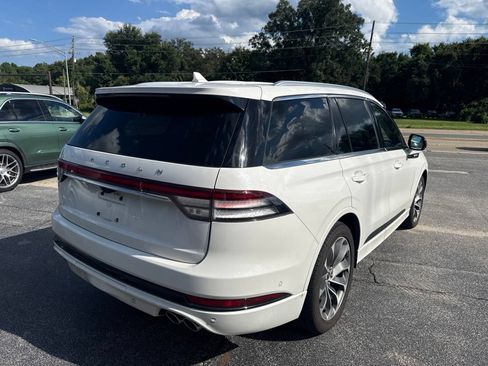 Used 2023 Lincoln Aviator Grand Touring w/ Equipment Group 301A AWD/4WD image 3