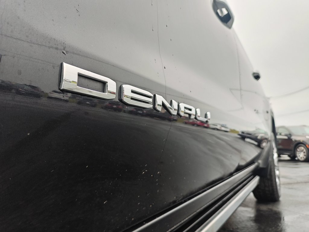 Used 2022 GMC Sierra 1500 Denali w/ Denali Reserve Package AWD/4WD image 27